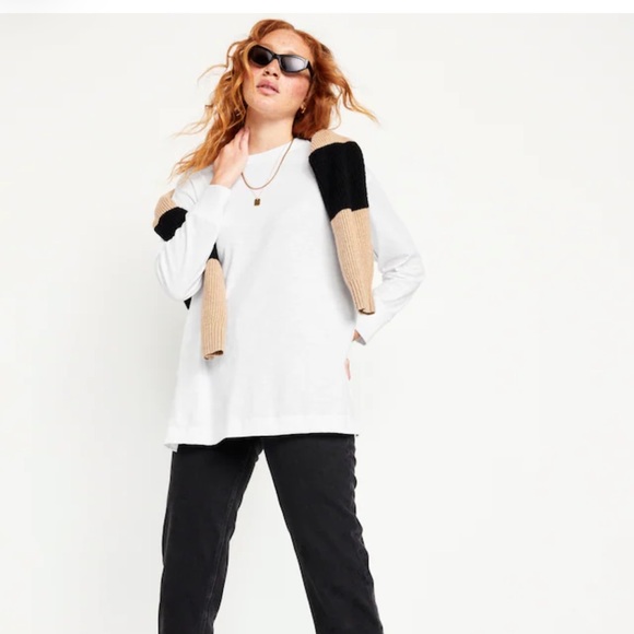 NWT OLD NAVY Luxe Long-Sleeve Tunic T-Shirt Color: White Lilies - Picture 4 of 10